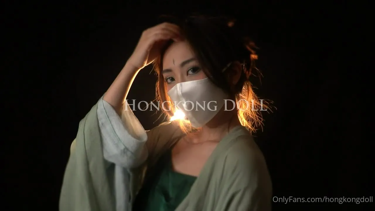 HongKongDoll Serpent Vert Séduisant